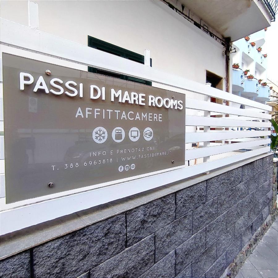 Passi Di Mare Rooms Giardini Naxos Exterior photo