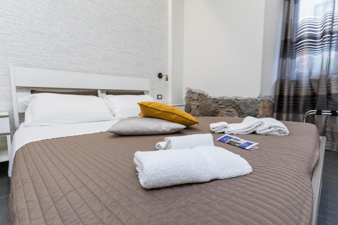 Passi Di Mare Rooms Giardini Naxos Exterior photo